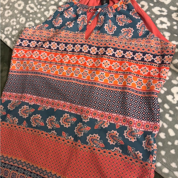 Willi Smith Coral and Blue Patterned Top - Picture 9 of 10